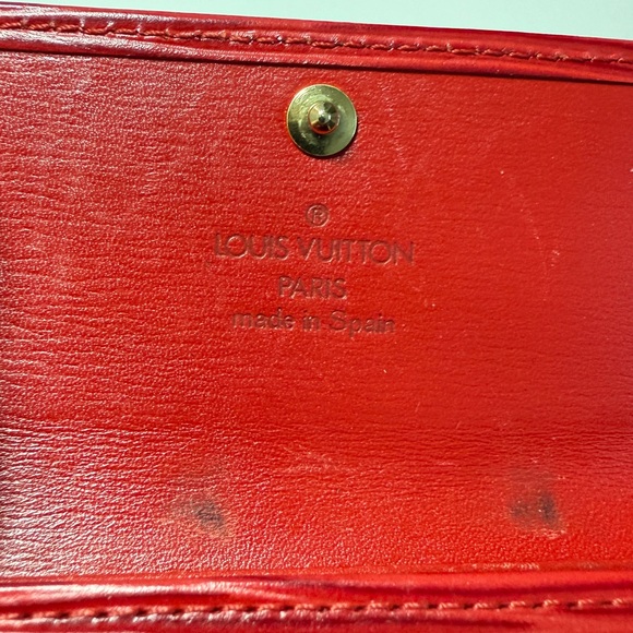 Louis Vuitton Epi 4-ring keyholder, red color - Picture 6 of 15